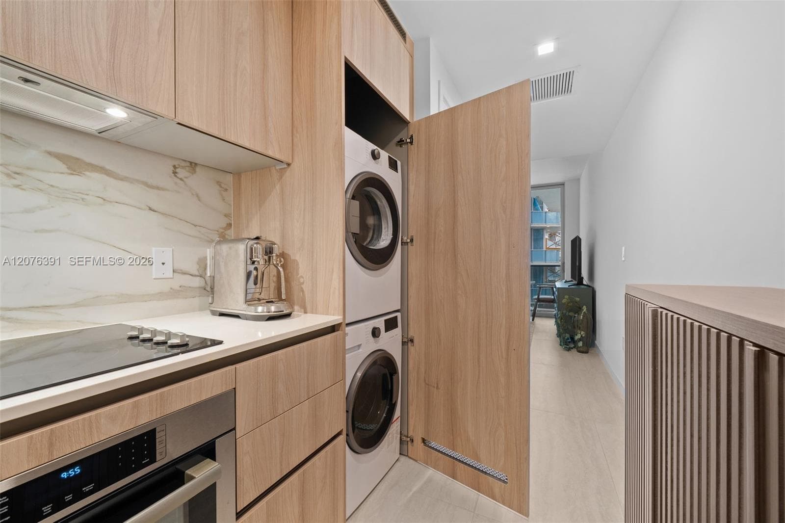 77 SE 5th St # 2805, Miami, FL 33131 photo 3