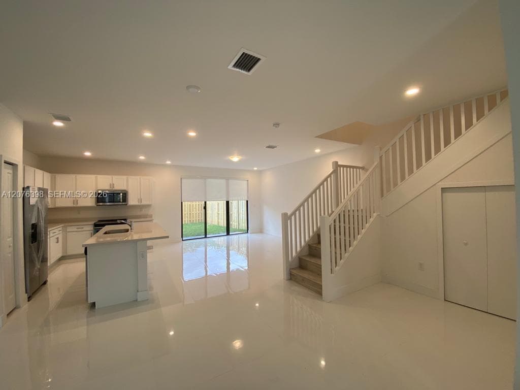 14519 SW 24th Ter, Miami, FL 33175 photo 2