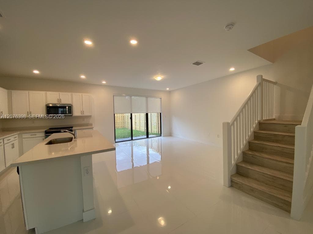 14519 SW 24th Ter, Miami, FL 33175 photo 3