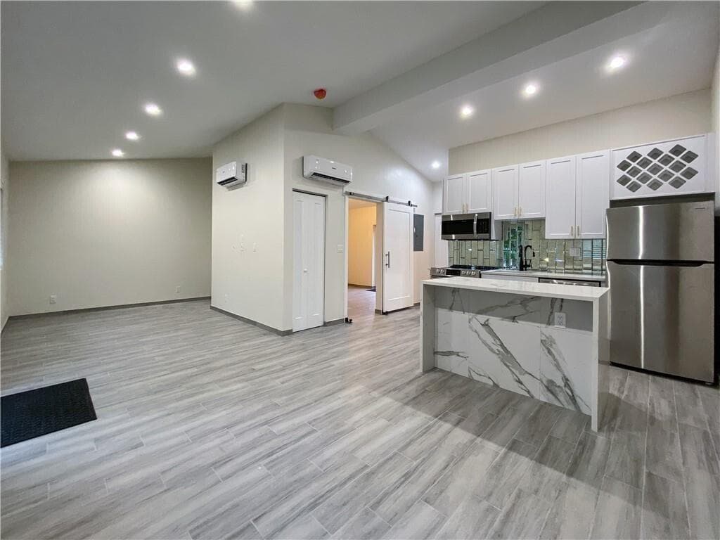 315 SW 7th Street # 2, Fort Lauderdale, FL 33315 photo 3