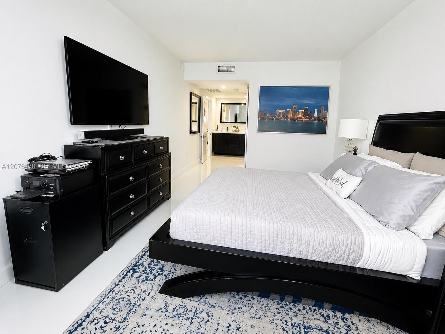 300 Bayview Dr # PH11, Sunny Isles Beach, FL 33160 photo 5