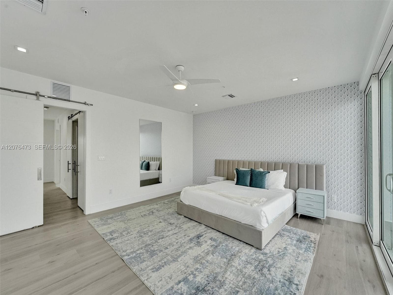 1226 NE 15th Ave, Fort Lauderdale, FL 33304 photo 2