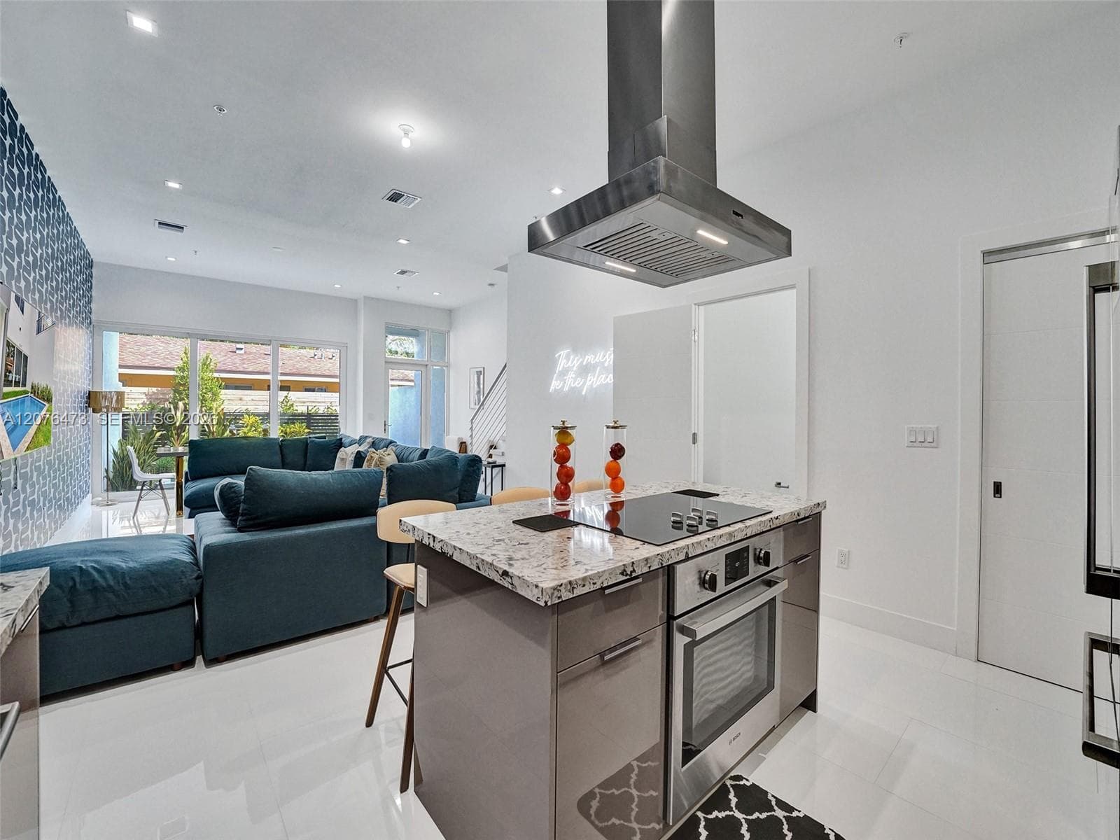 1226 NE 15th Ave, Fort Lauderdale, FL 33304 photo 5