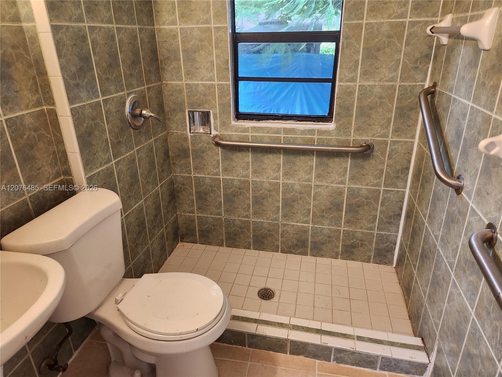 2129 NW 44th St # 2129, Miami, FL 33142 photo 5