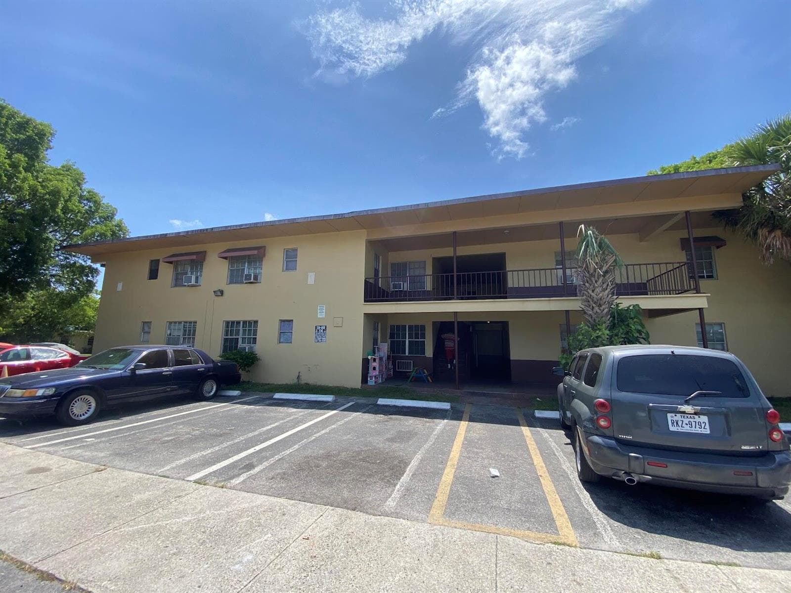 1401 NW 3rd Court # 10, Fort Lauderdale, FL 33311