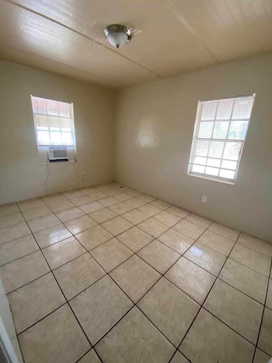 1401 NW 3rd Court # 10, Fort Lauderdale, FL 33311 photo 4