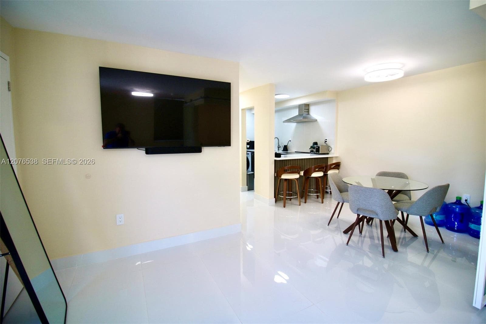 1255 Collins Ave # 304, Miami Beach, FL 33139 photo 2