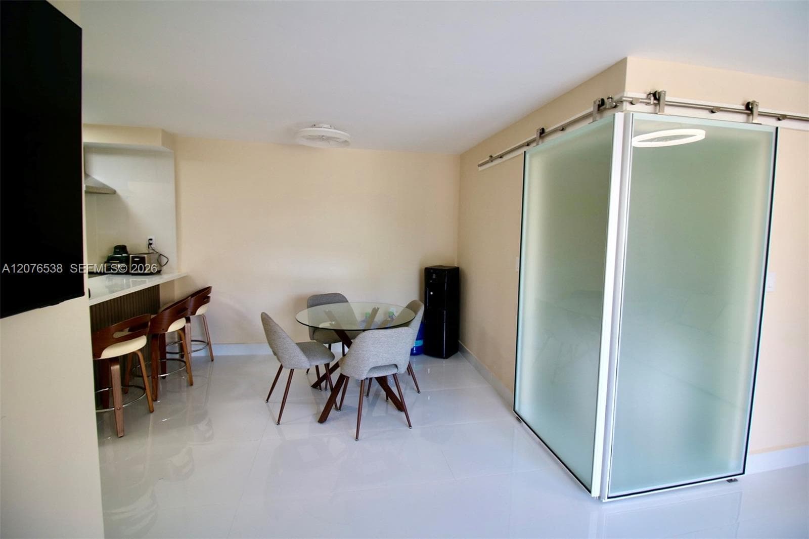 1255 Collins Ave # 304, Miami Beach, FL 33139 photo 4