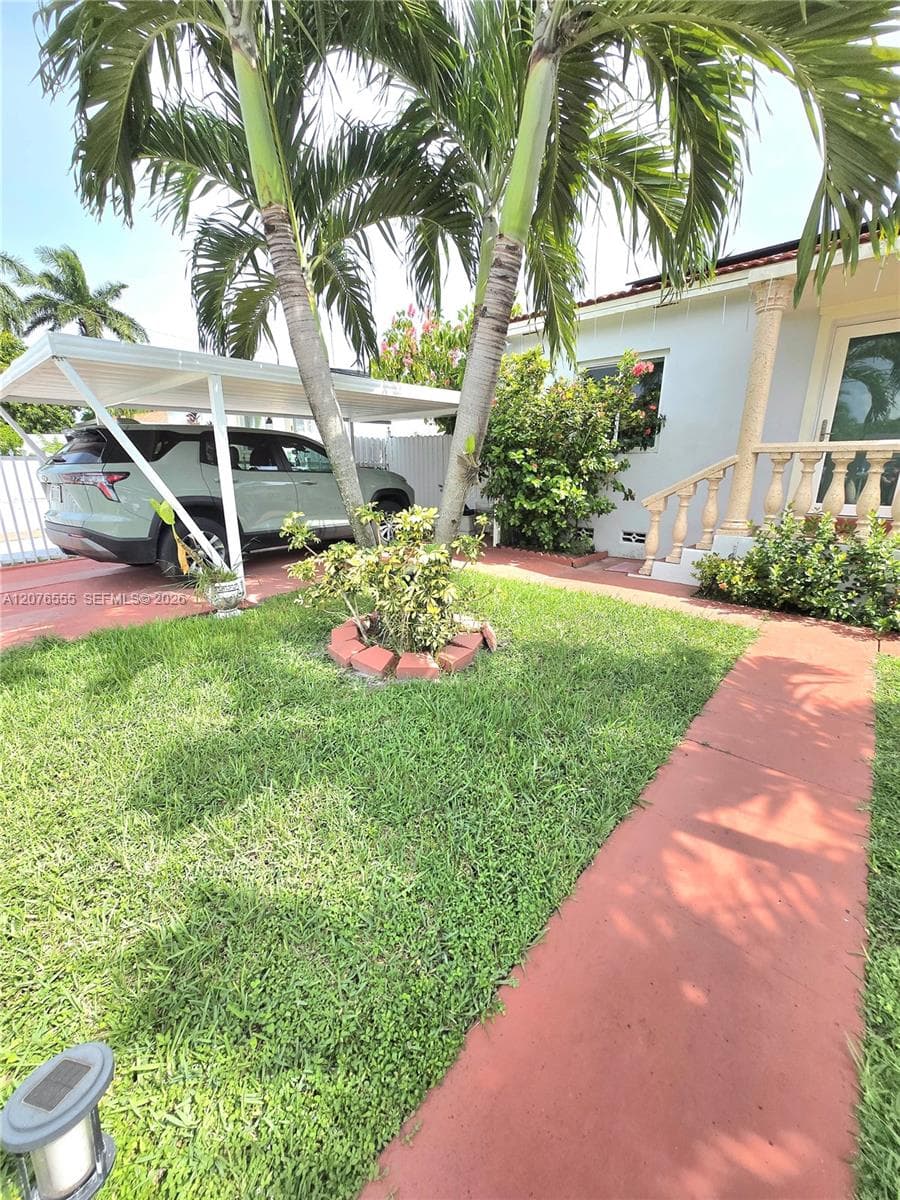 3320 NW 20th St, Miami, FL 33142 photo 2