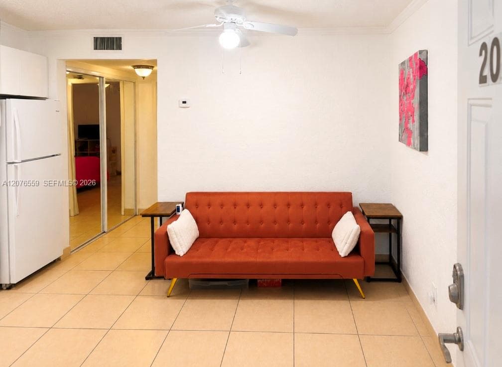 528 Meridian Ave # 202A, Miami Beach, FL 33139 photo 2