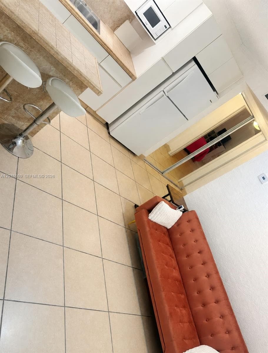 528 Meridian Ave # 202A, Miami Beach, FL 33139 photo 4
