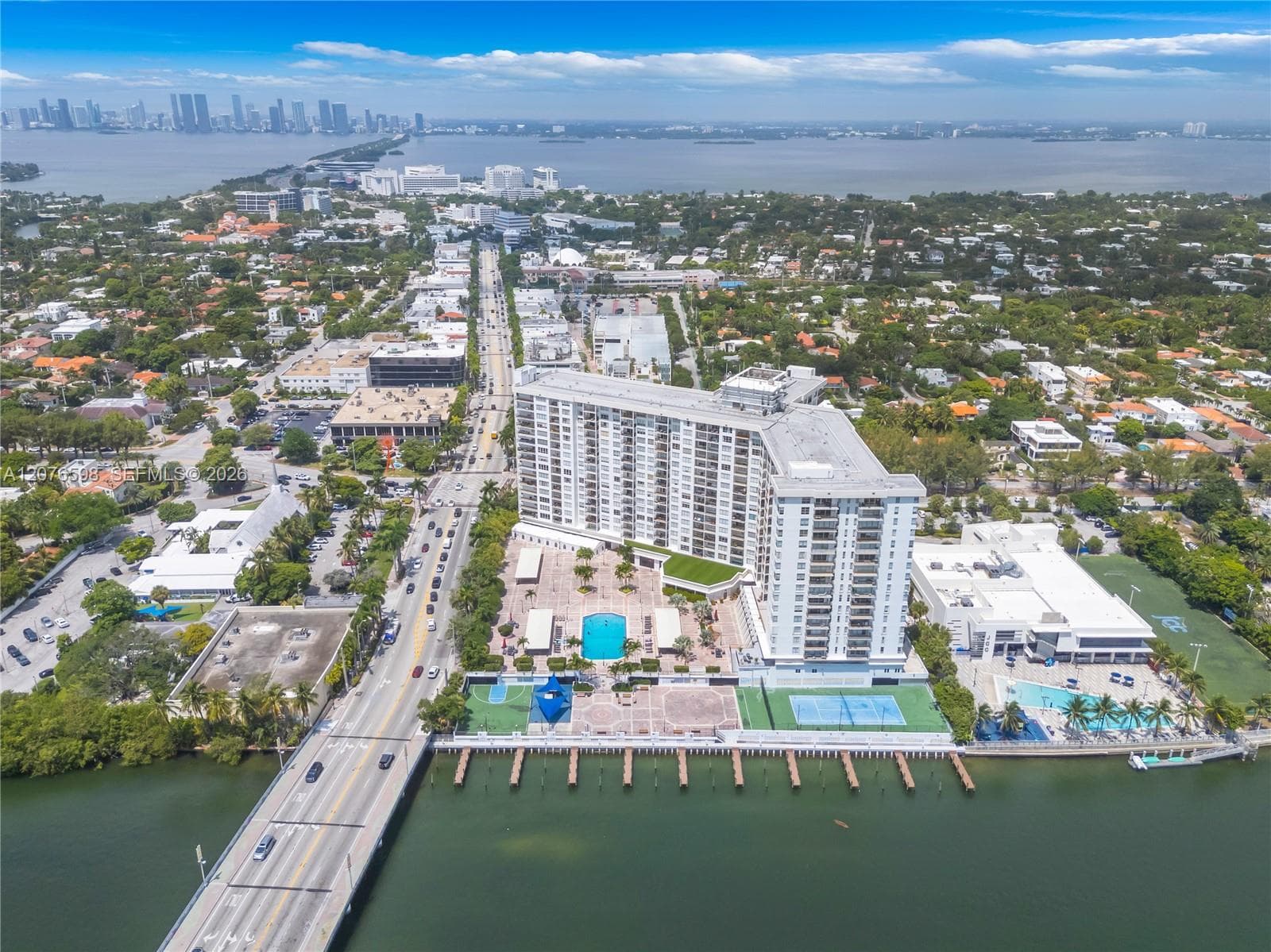 4101 Pine Tree Dr # 1105, Miami Beach, FL 33140 photo 4