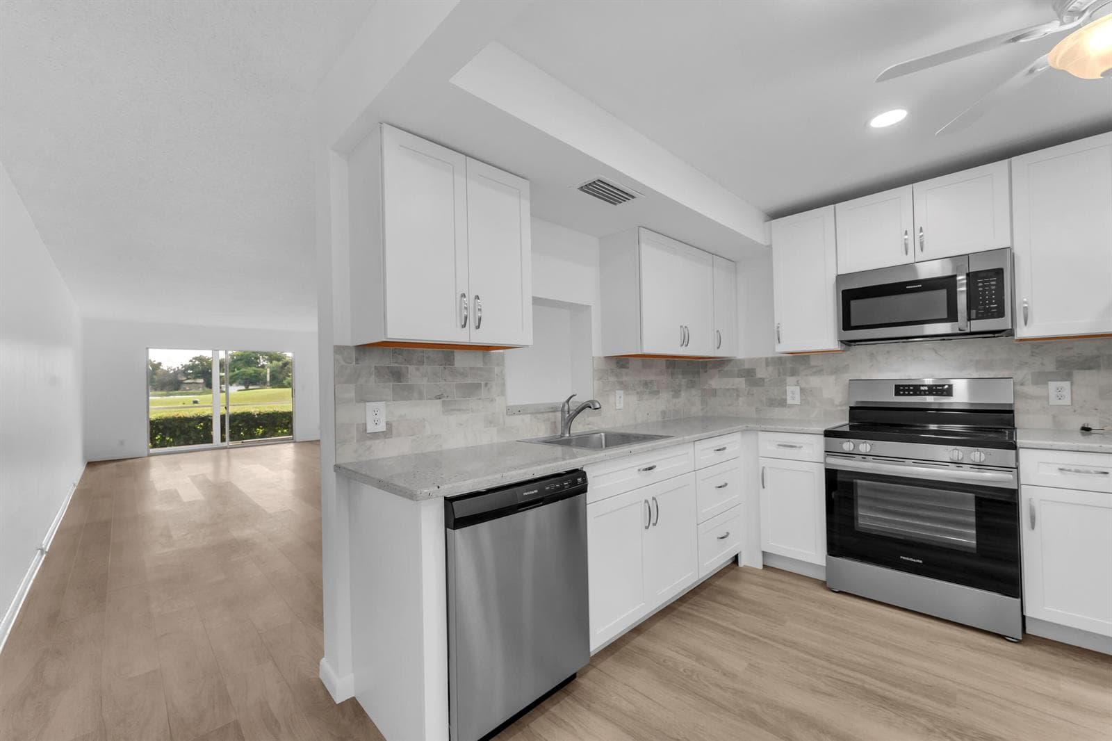 3003 PORTOFINO Isle # K1, Coconut Creek, FL 33066