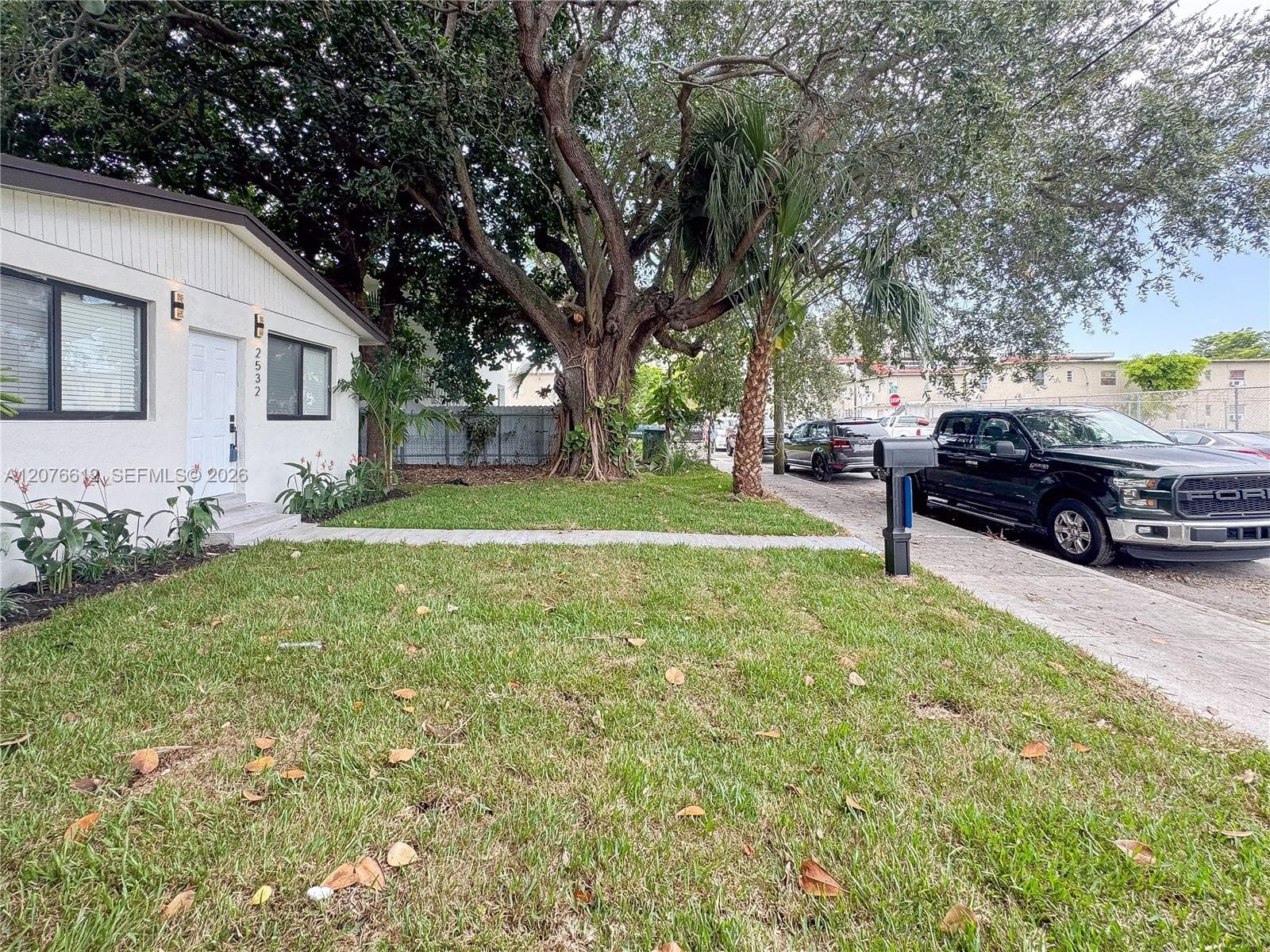 2534 NW 51st Ter, Miami, FL 33142 photo 2