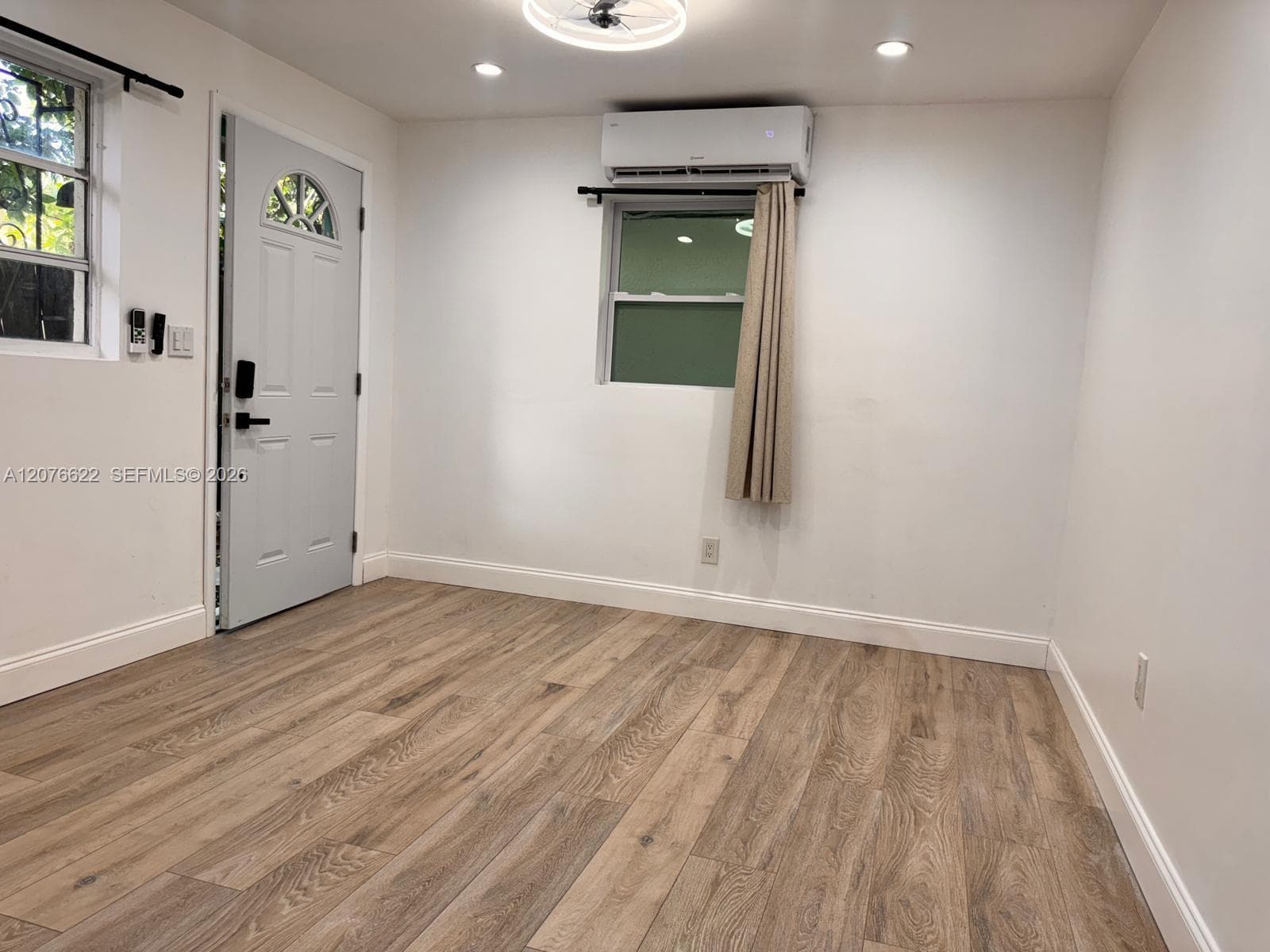 277 NE 55th St # 1-Rear, Miami, FL 33137 photo 5