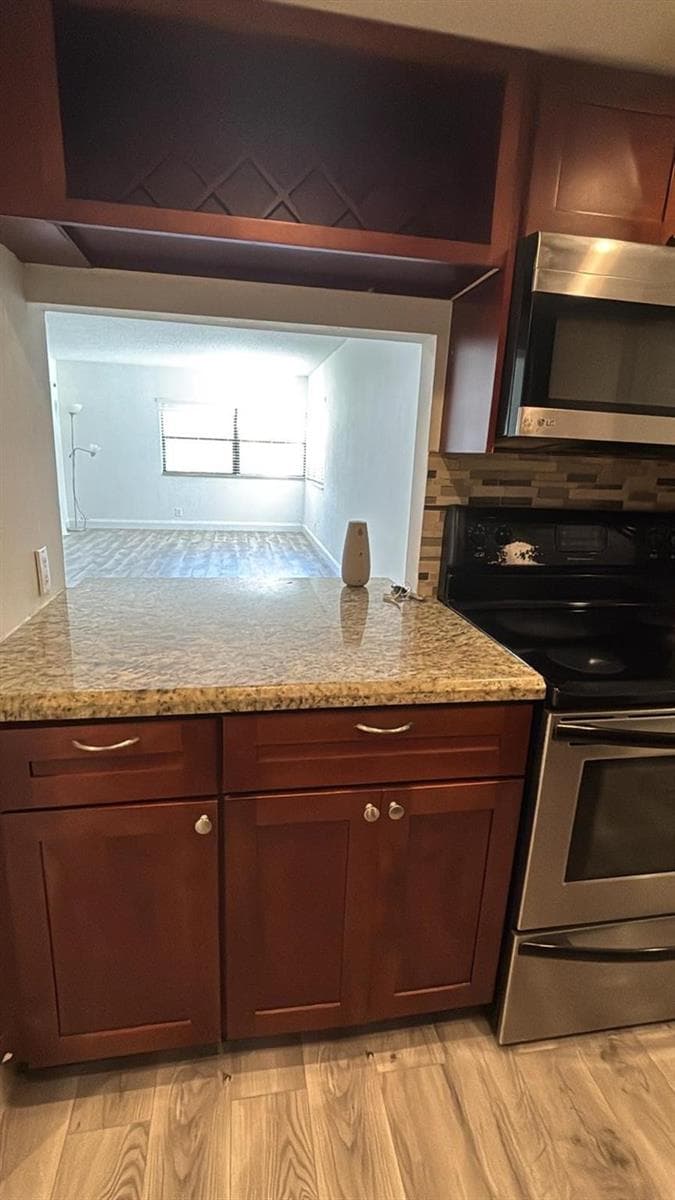 220 LAKEVIEW Drive # 103, Weston, FL 33326 photo 4