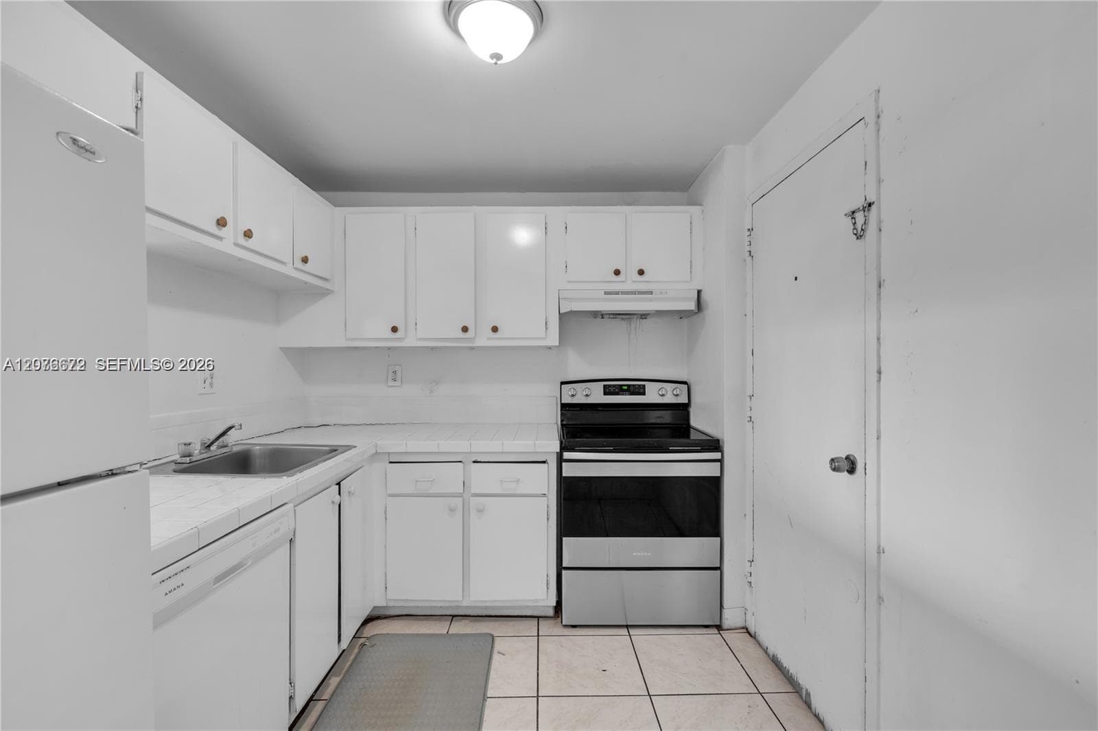9001 SW 77th Ave # C402, Miami, FL 33156 photo 2