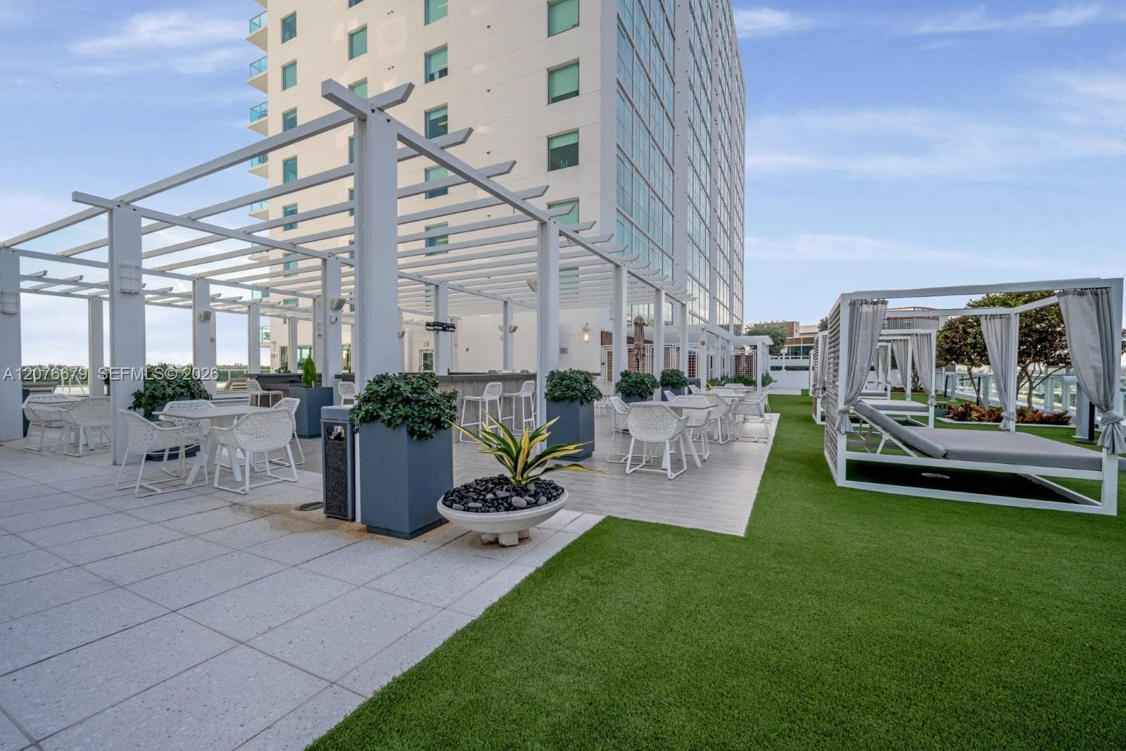 400 Sunny Isles Blvd # 908, Sunny Isles Beach, FL 33160 photo 5