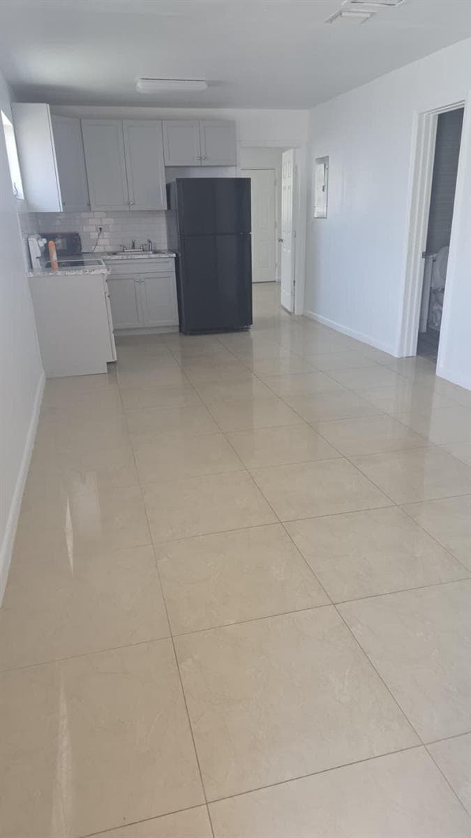 1750 FLETCHER Street # 1, Hollywood, FL 33020 photo 2