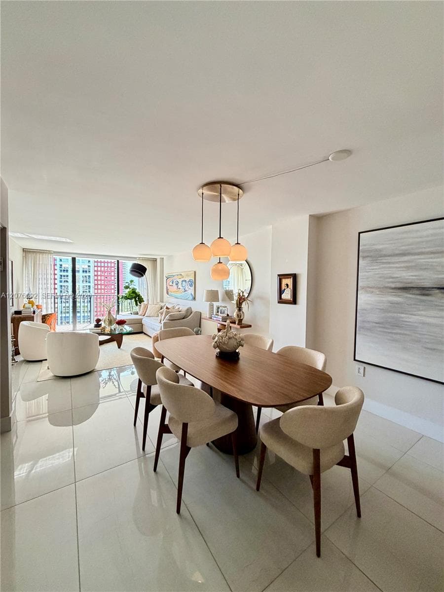 1450 Brickell Bay Dr # 1410, Miami, FL 33131 photo 5
