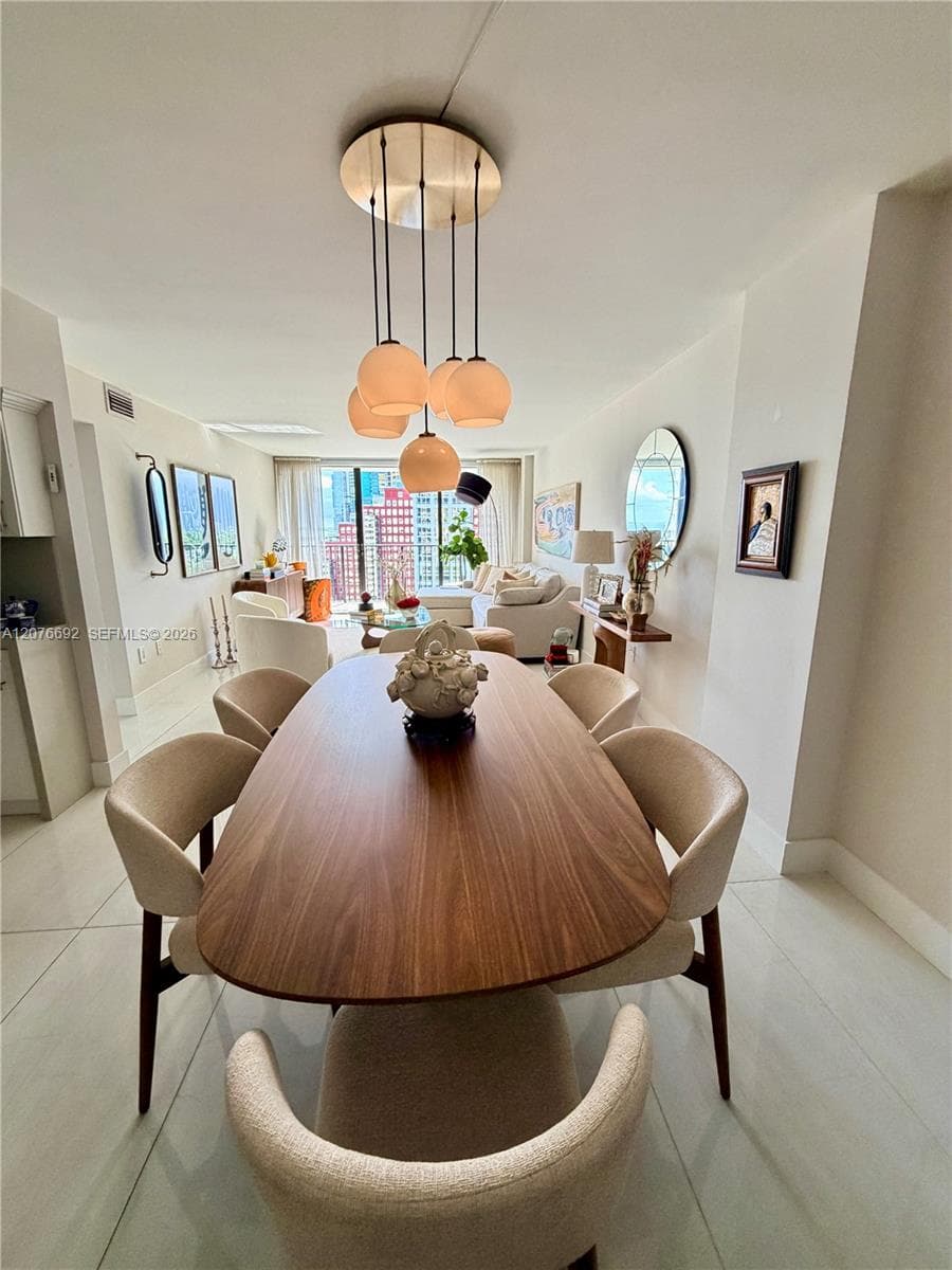 1450 Brickell Bay Dr # 1410, Miami, FL 33131 photo 4