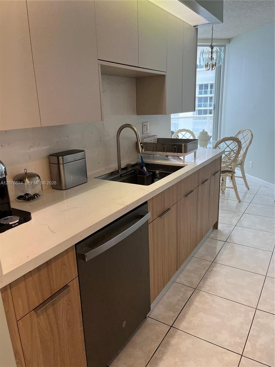 16485 Collins Ave # 2538, Sunny Isles Beach, FL 33160 photo 5
