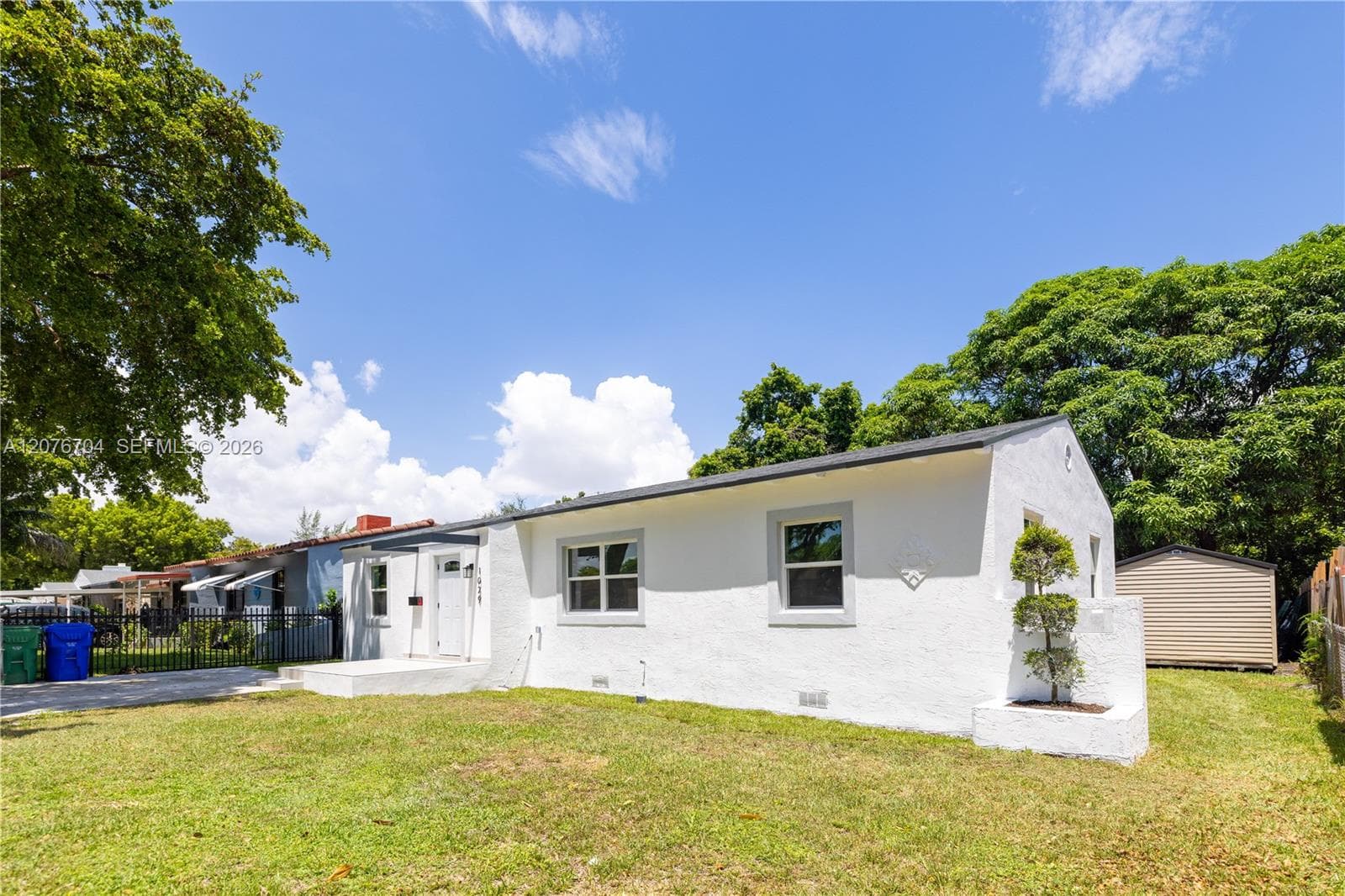 1029 NW 42nd St, Miami, FL 33127 photo 4