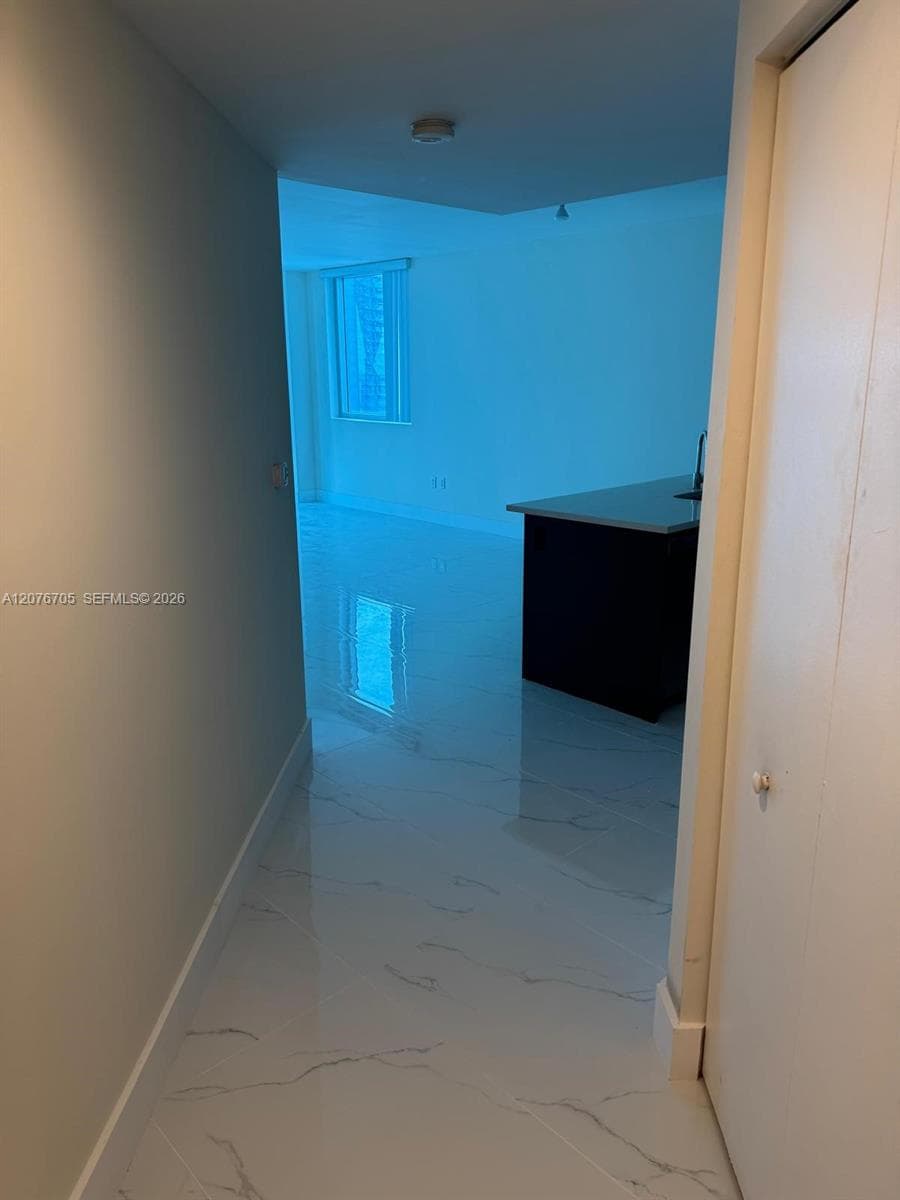 500 Brickell Ave # 3210, Miami, FL 33131 photo 4
