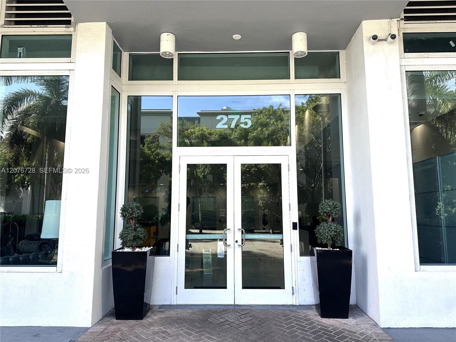275 NE 18th St # 1810, Miami, FL 33132 photo 4