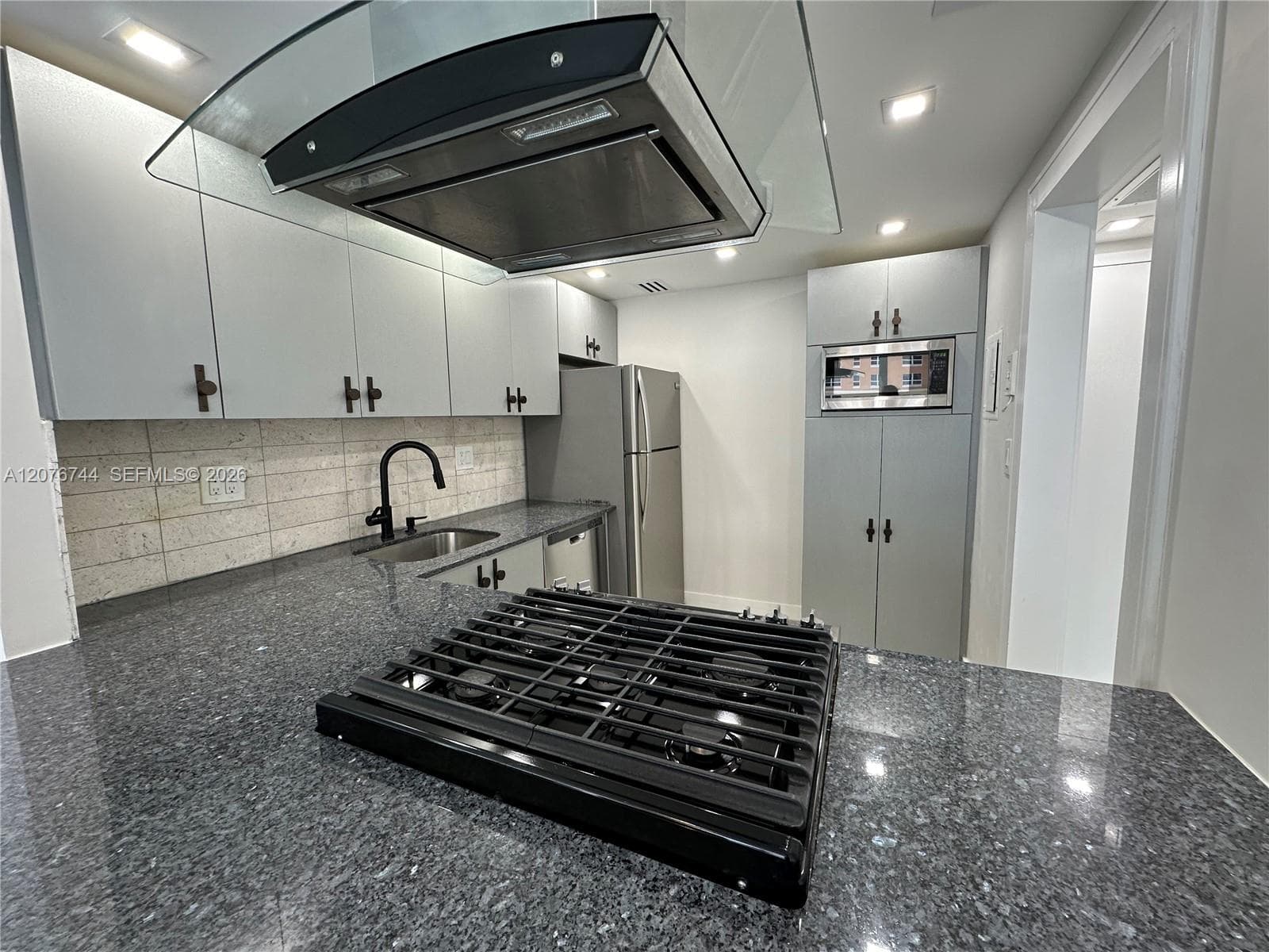 2030 S Ocean Dr # 1611, Hallandale Beach, FL 33009 photo 4
