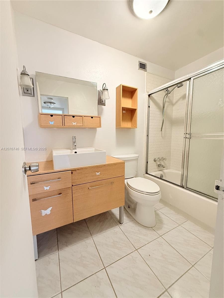 17560 Atlantic Blvd # 503, Sunny Isles Beach, FL 33160 photo 5