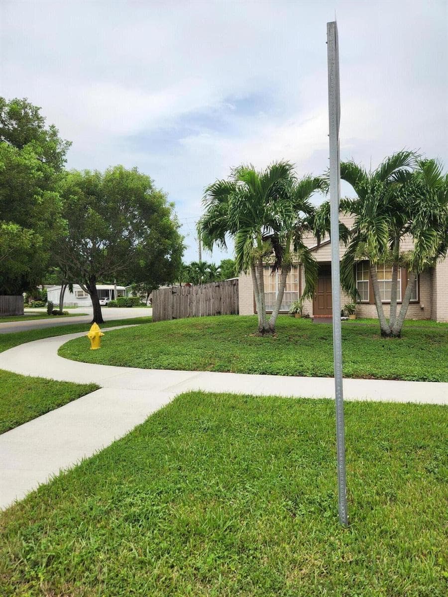 1000 SW 133RD Terrace, Davie, FL 33325 photo 2