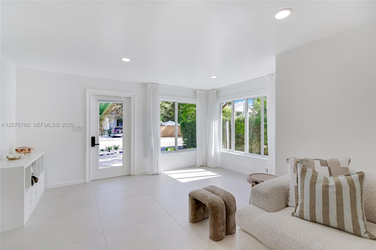 617 SW 5th Ave, Fort Lauderdale, FL 33315 photo 4