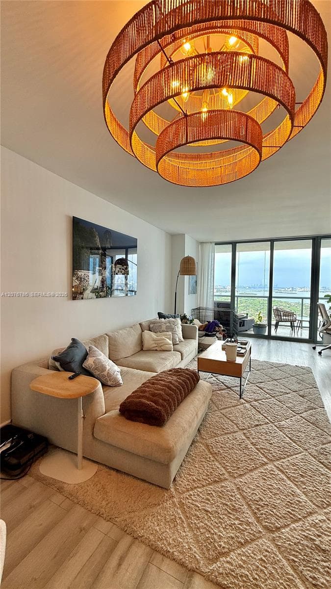 601 NE 36th St # 3309, Miami, FL 33137 photo 4