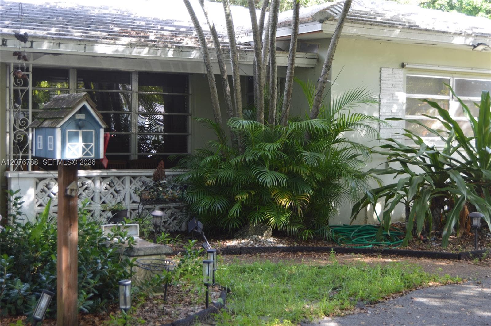 11429 NE 11th Pl, Biscayne Park, FL 33161