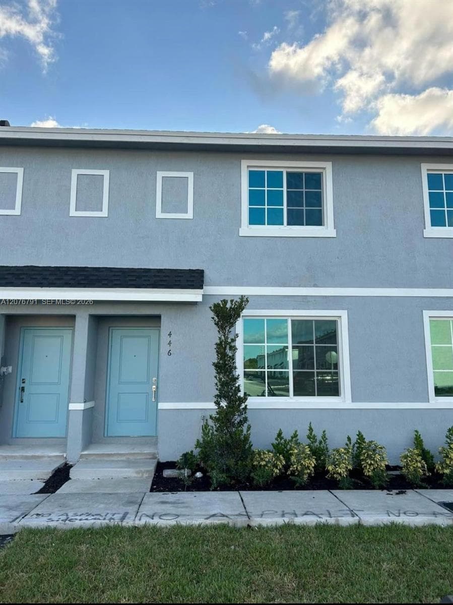 446 NW 11th Ave # 446, Florida City, FL 33034 photo 2