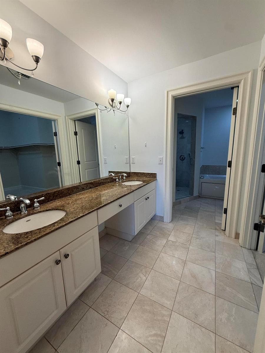 16101 EMERALD ESTATES Drive # 153, Weston, FL 33331 photo 3