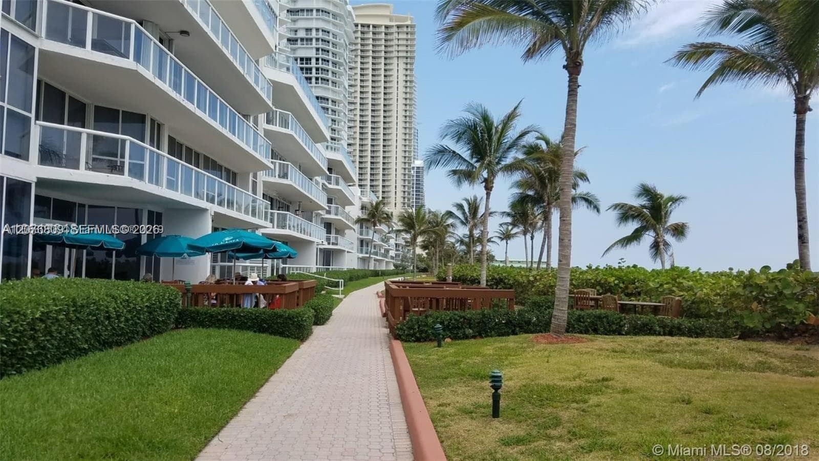 16485 Collins Ave # 1131, Sunny Isles Beach, FL 33160 photo 4