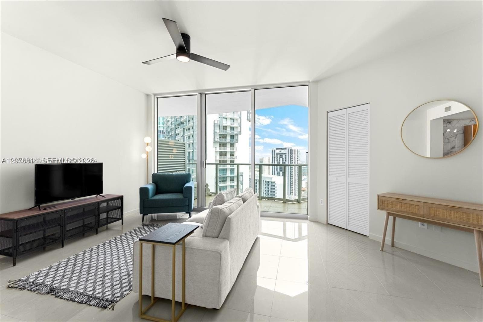 300 S Biscayne Blvd # T-3407, Miami, FL 33131 photo 5