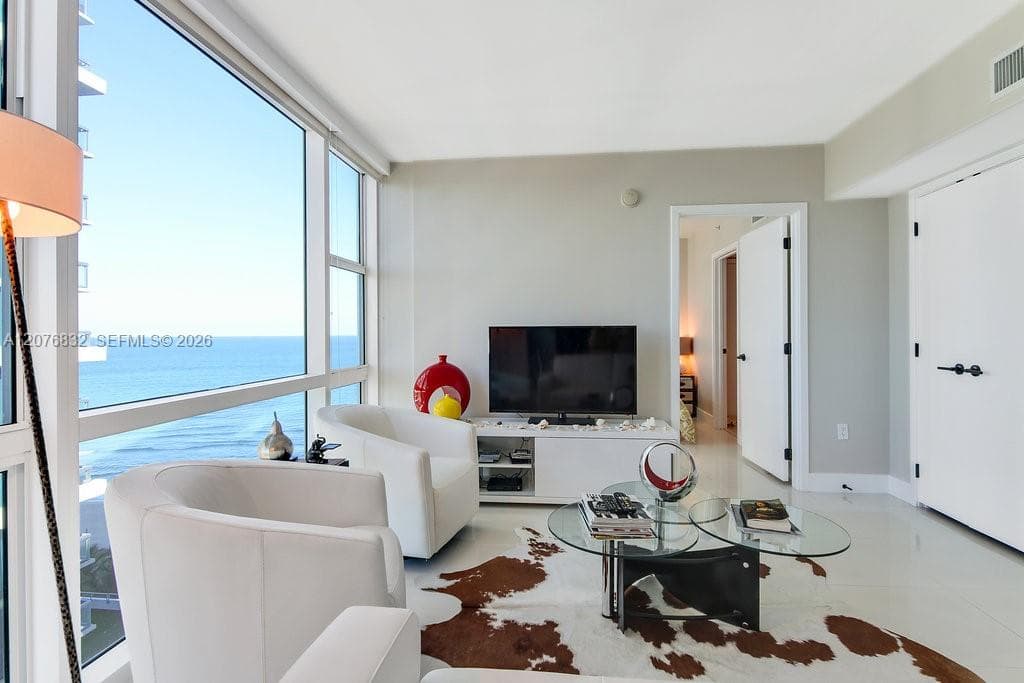 6801 Collins Ave # 1216, Miami Beach, FL 33141 photo 5