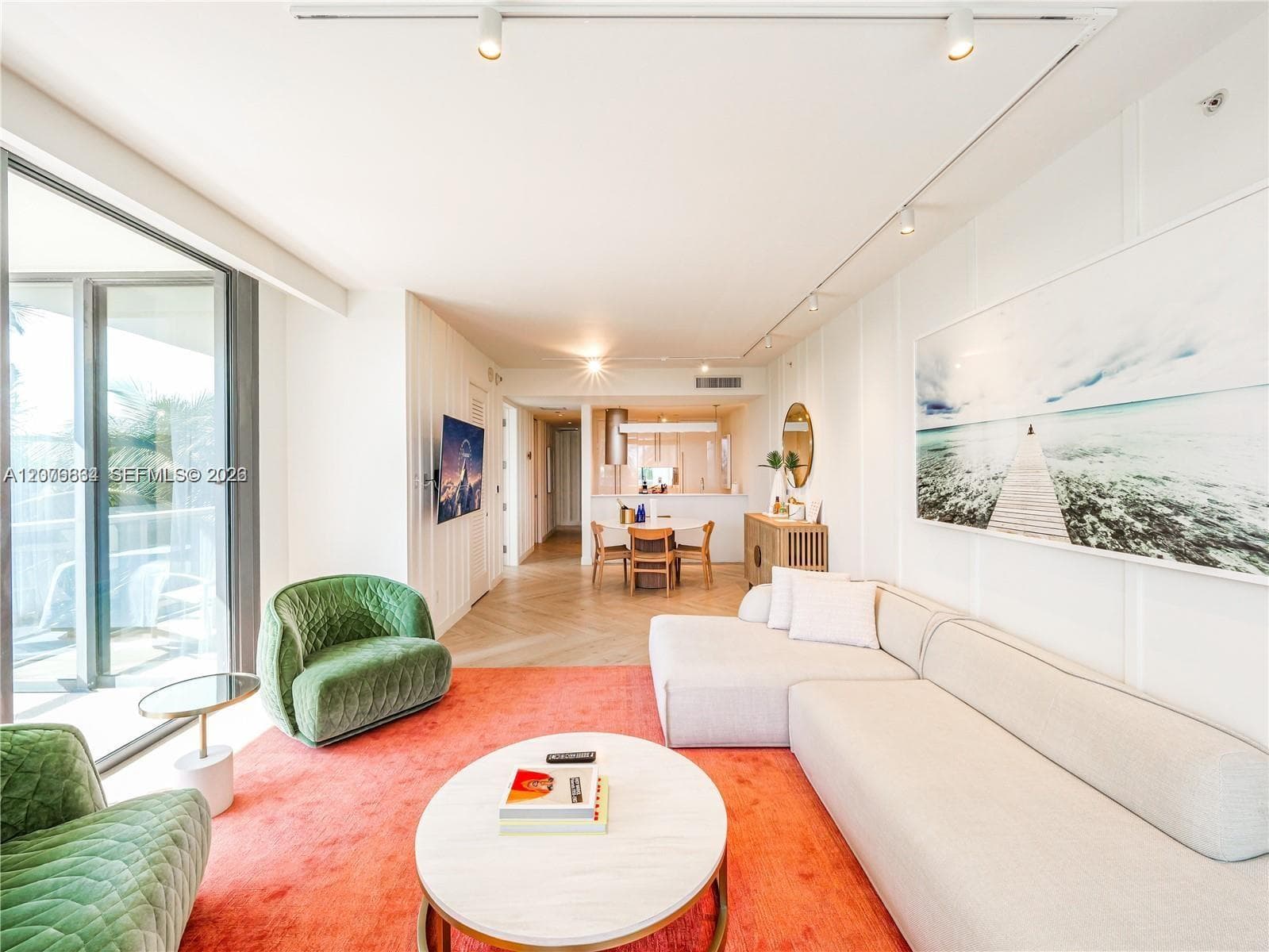 2201 Collins Ave # 428, Miami Beach, FL 33139 photo 2