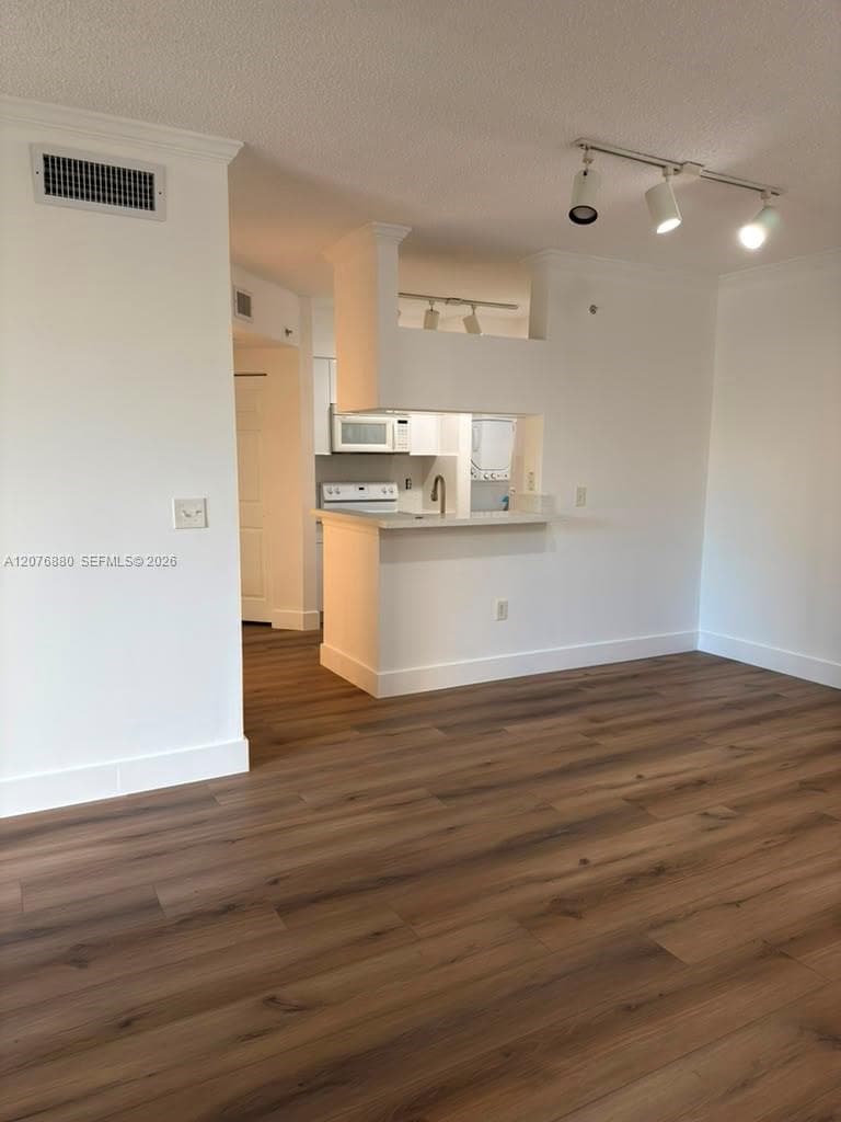 17145 N Bay Rd # 4202, Sunny Isles Beach, FL 33160 photo 2