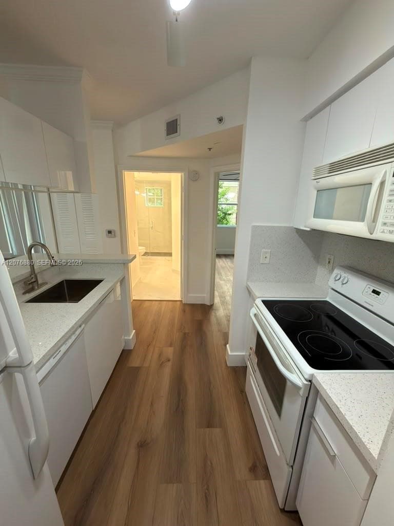 17145 N Bay Rd # 4202, Sunny Isles Beach, FL 33160 photo 4