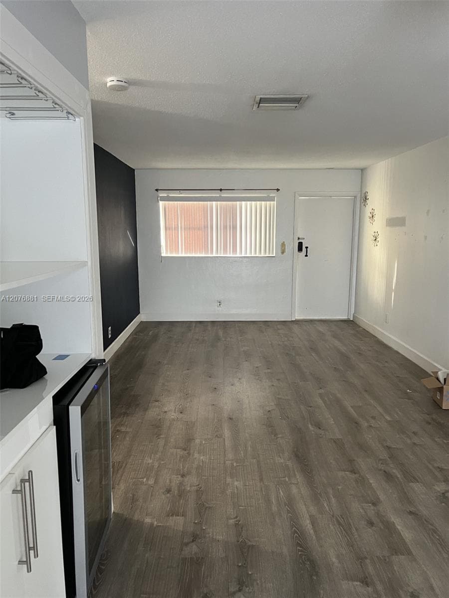 941 Crystal Lake Dr # 305, Deerfield Beach, FL 33064 photo 4