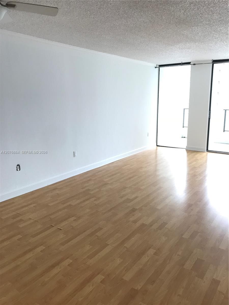 555 NE 15th St # 30E, Miami, FL 33132 photo 5