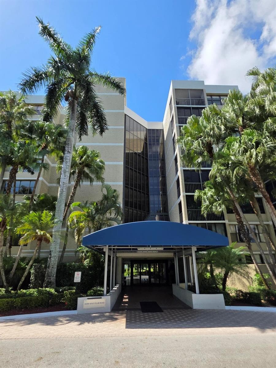 16300 Golf Club Road, Weston, FL 33326