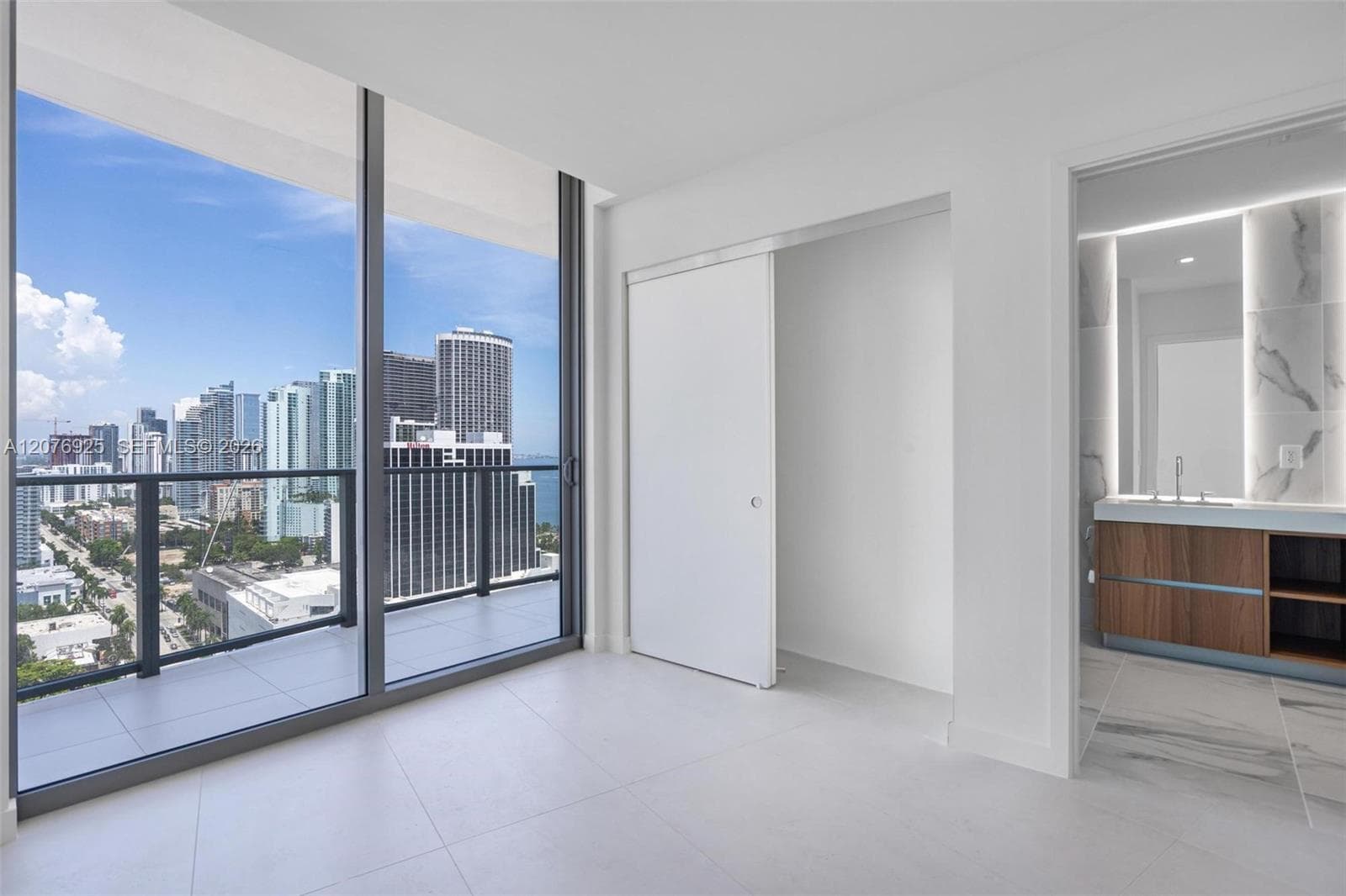 1400 Biscayne Blvd # 2507, Miami, FL 33132 photo 5