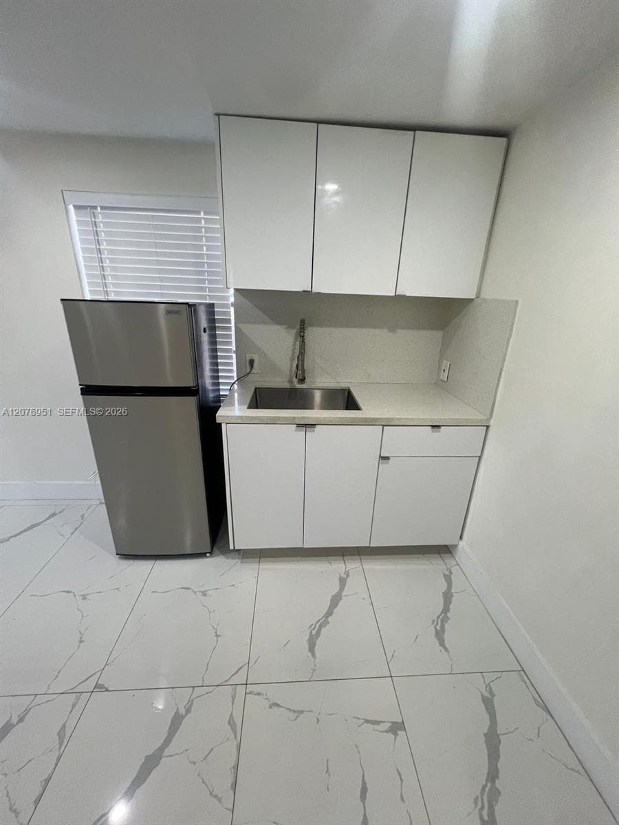 4750 NW 5th St # 2, Miami, FL 33126 photo 4