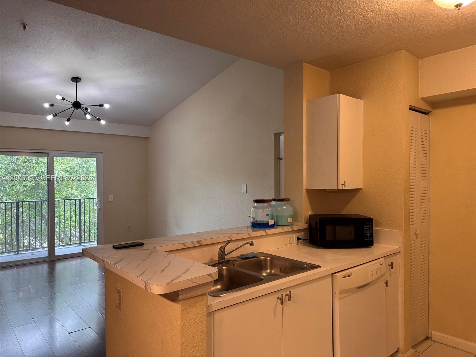 15400 SW 284th St # 1304, Homestead, FL 33033 photo 2