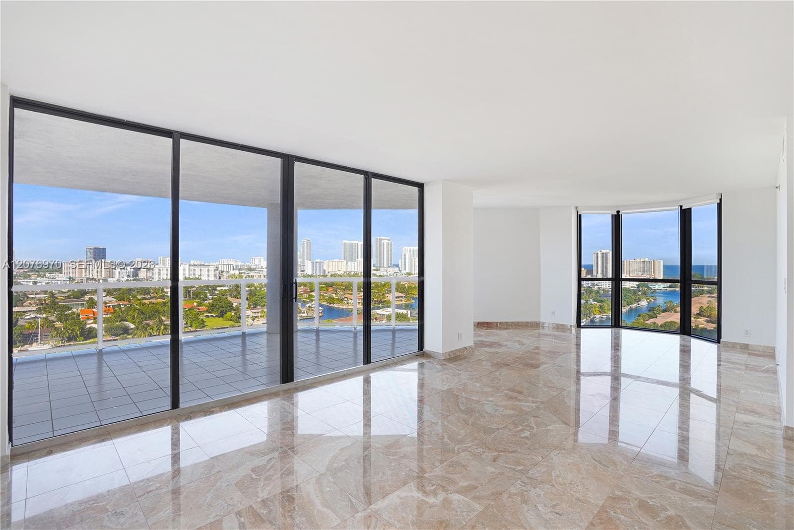 3600 Yacht Club Dr # 1602, Aventura, FL 33180 photo 3